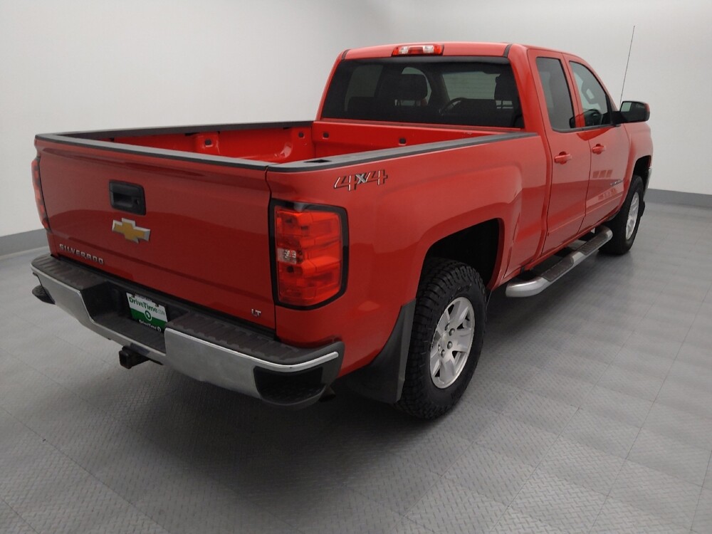 2018 Chevrolet Silverado 1500 in Topeka, KS 66611 - 18128296 9