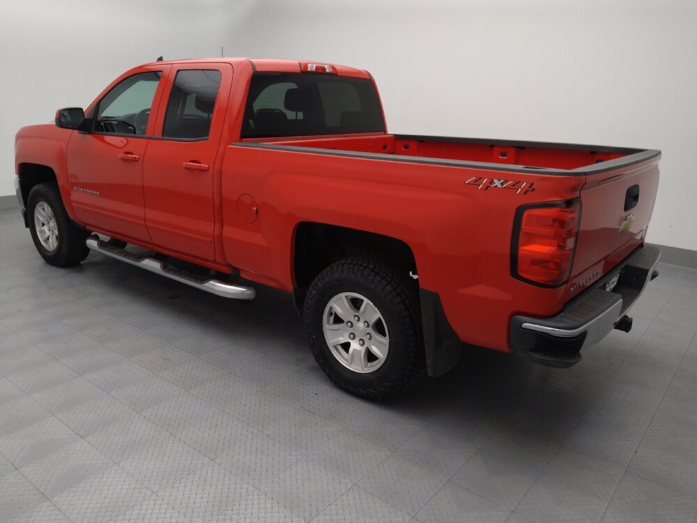 2018 Chevrolet Silverado 1500 in Topeka, KS 66611 - 18128296 3