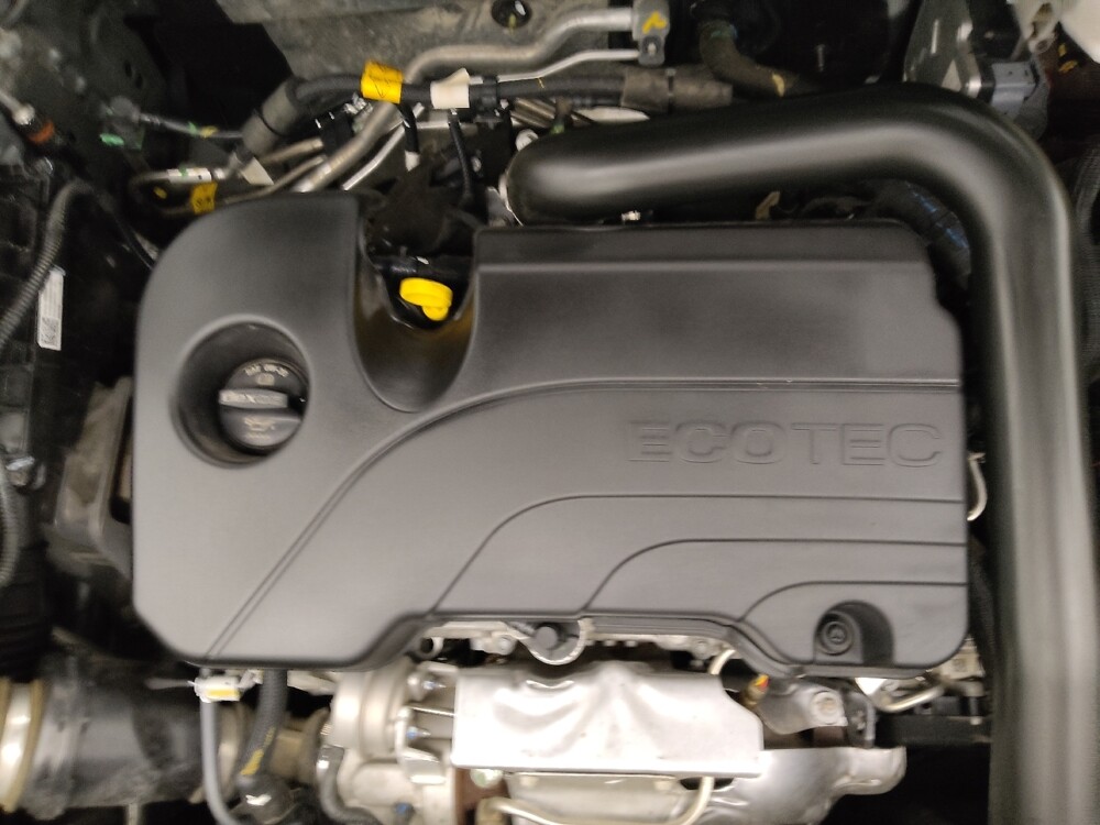 2024 Chevrolet Equinox in St. Louis, MO 63136 - 18128299 30