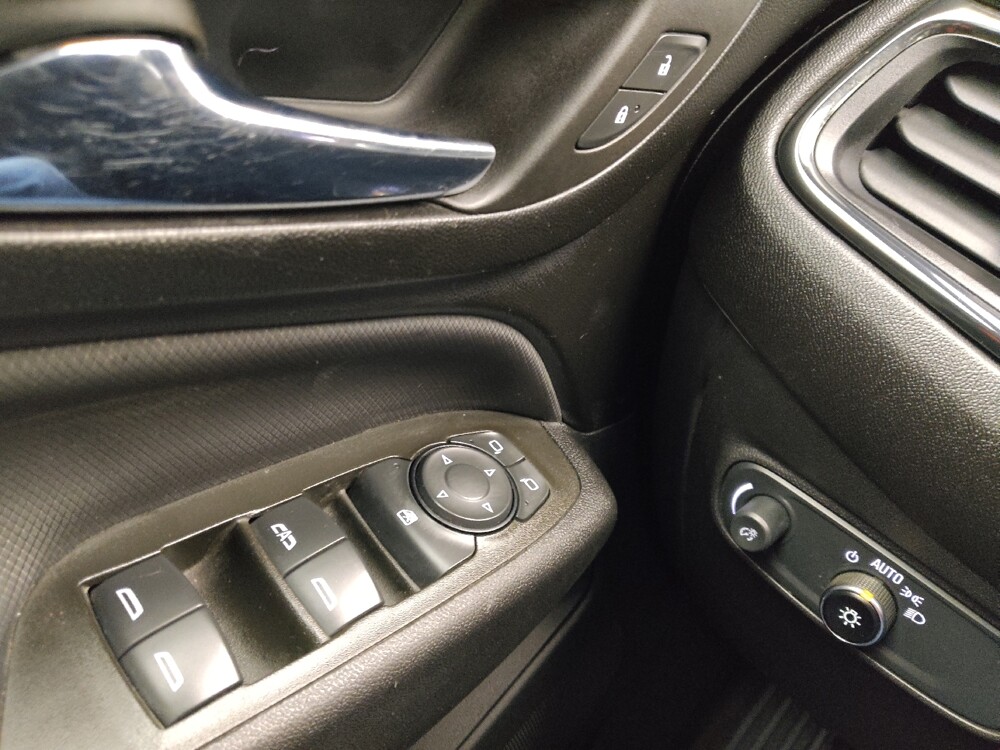 2024 Chevrolet Equinox in St. Louis, MO 63136 - 18128299 27