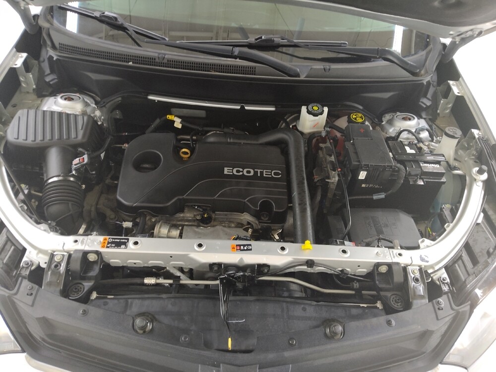 2021 Chevrolet Equinox in St. Louis, MO 63125 - 18128301 30