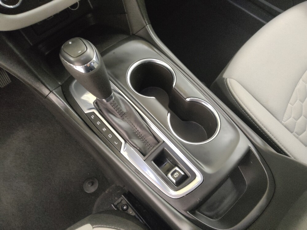 2021 Chevrolet Equinox in St. Louis, MO 63125 - 18128301 26