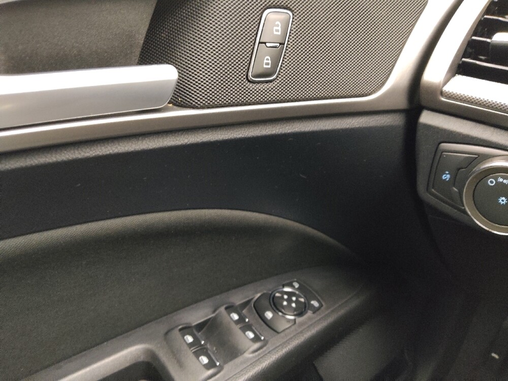 2020 Ford Fusion in Independence, MO 64055 - 18128302 27