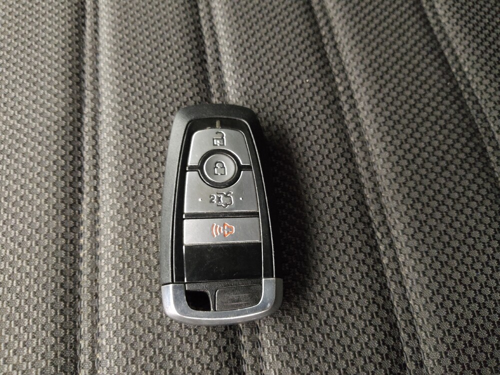 2020 Ford Fusion in Independence, MO 64055 - 18128302 32