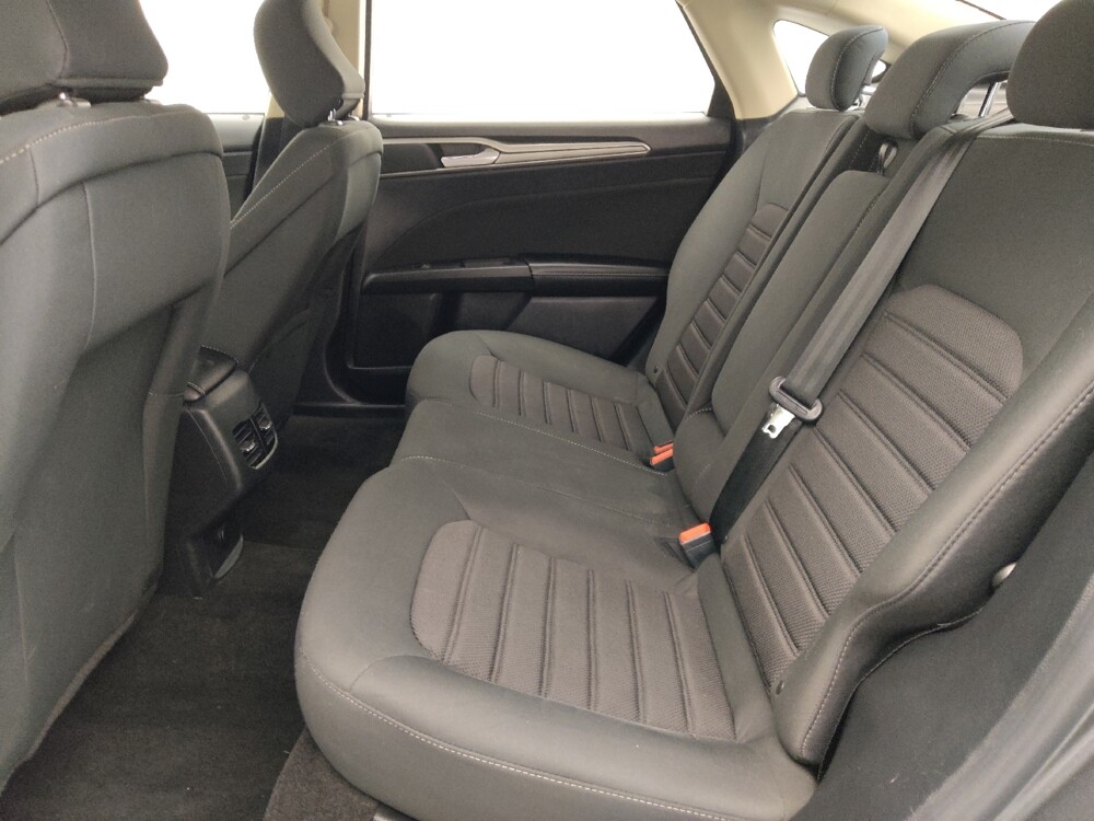 2020 Ford Fusion in Independence, MO 64055 - 18128302 18