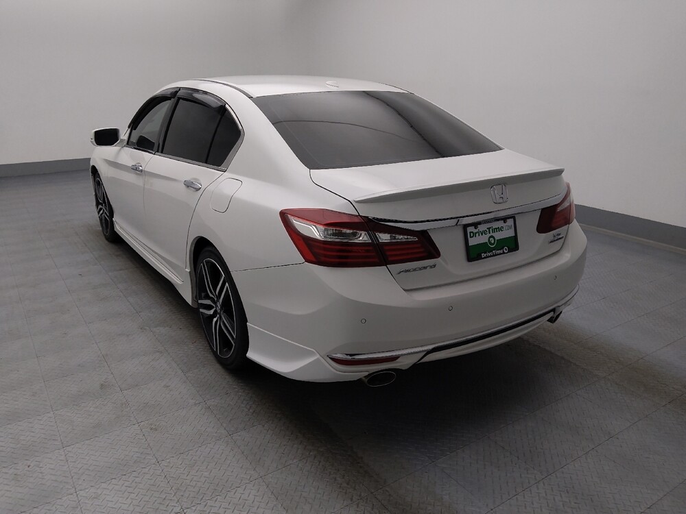 2016 Honda Accord in Independence, MO 64055 - 18128303 5