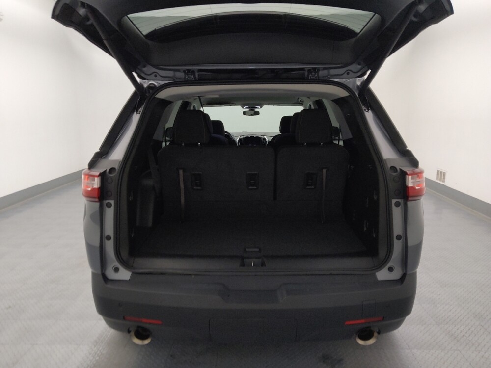 2019 Chevrolet Traverse in Topeka, KS 66611 - 18128304 29