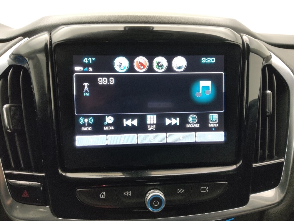 2019 Chevrolet Traverse in Topeka, KS 66611 - 18128304 25