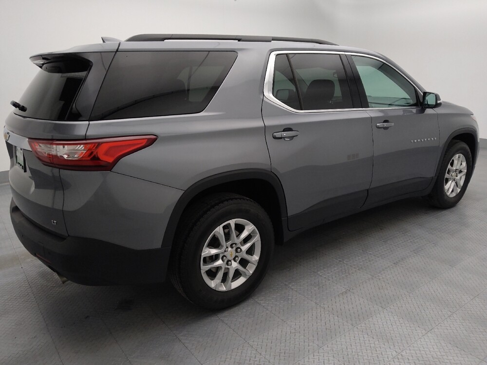 2019 Chevrolet Traverse in Topeka, KS 66611 - 18128304 10