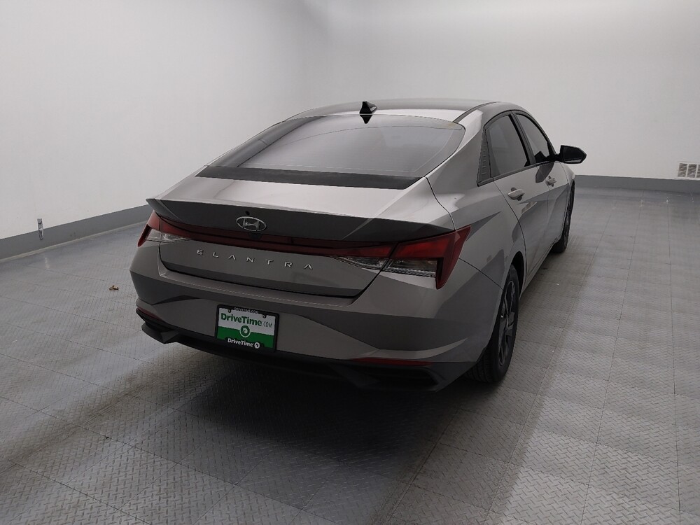 2022 Hyundai Elantra in Gladstone, MO 64118 - 18128306 7