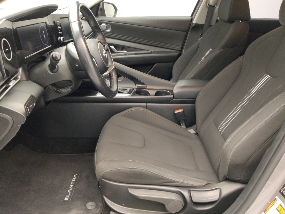 2022 Hyundai Elantra in Gladstone, MO 64118 - 18128306 17