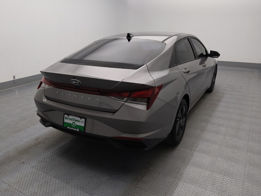 2022 Hyundai Elantra in Gladstone, MO 64118 - 18128306 9