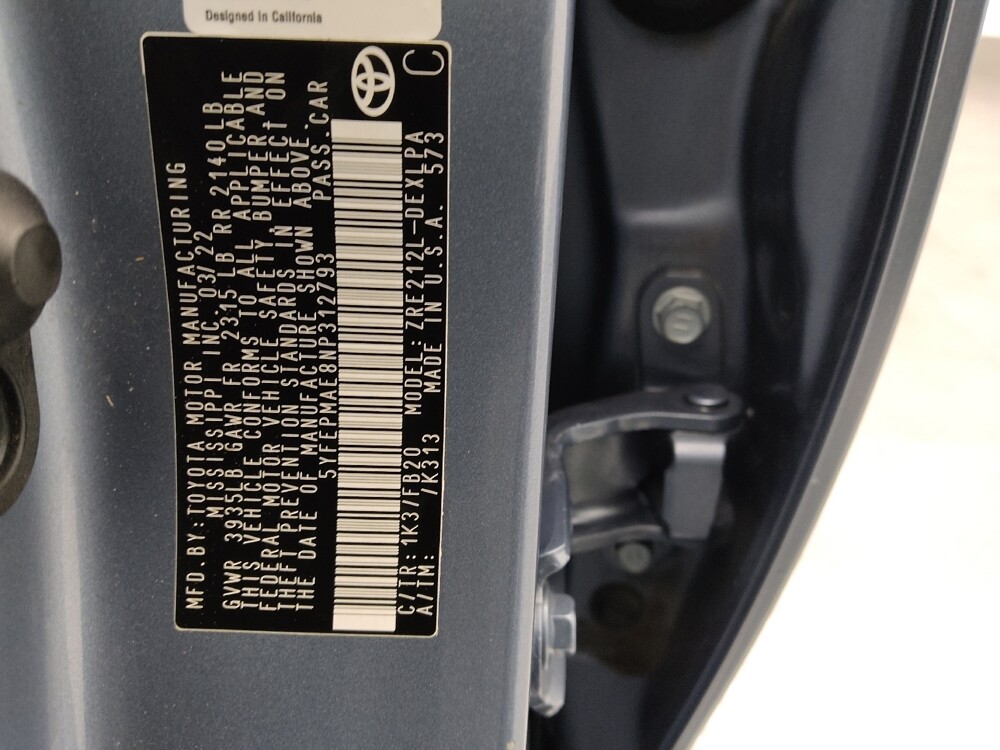 2022 Toyota Corolla in Topeka, KS 66611 - 18128309 33