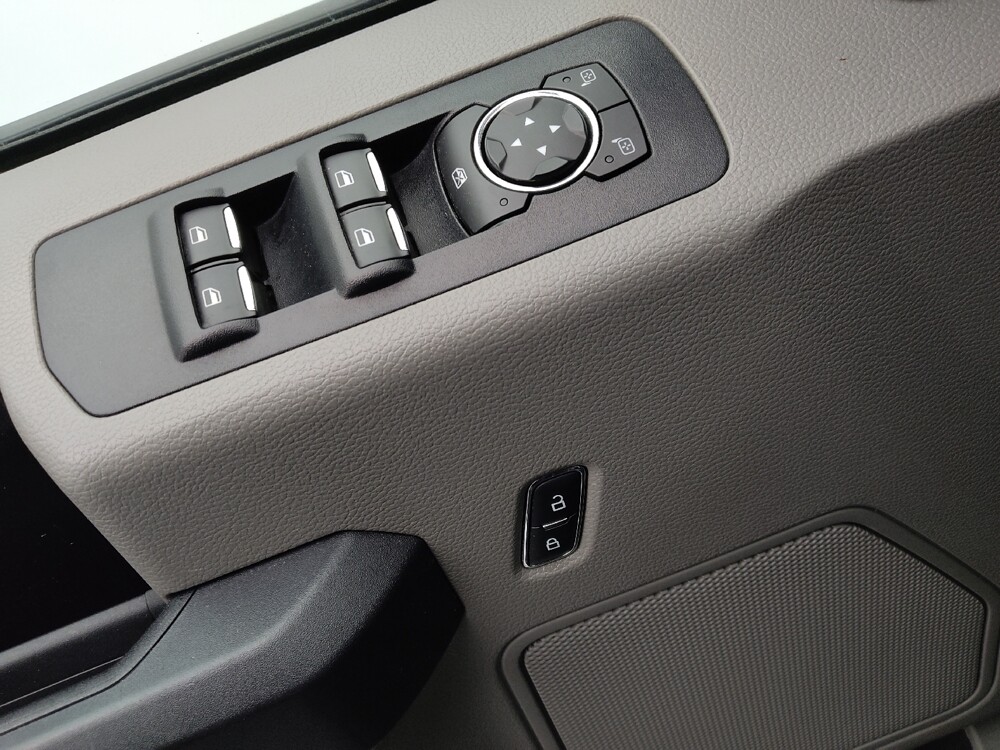 2017 Ford F150 in Independence, MO 64055 - 18128315 27