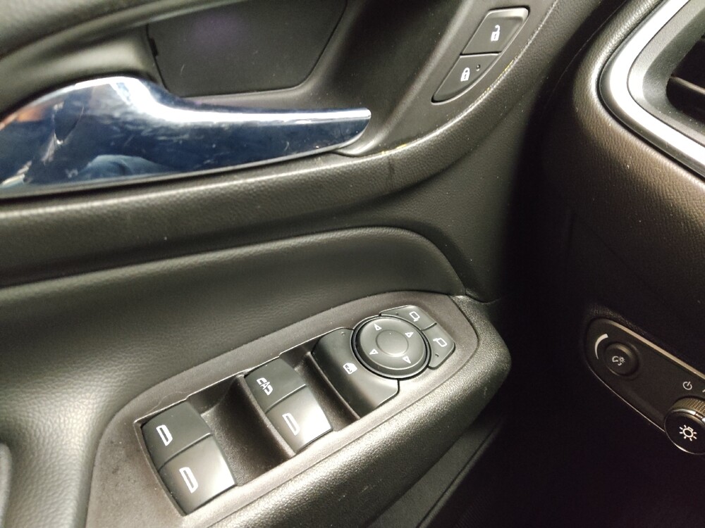 2019 Chevrolet Equinox in Independence, MO 64055 - 18128316 27