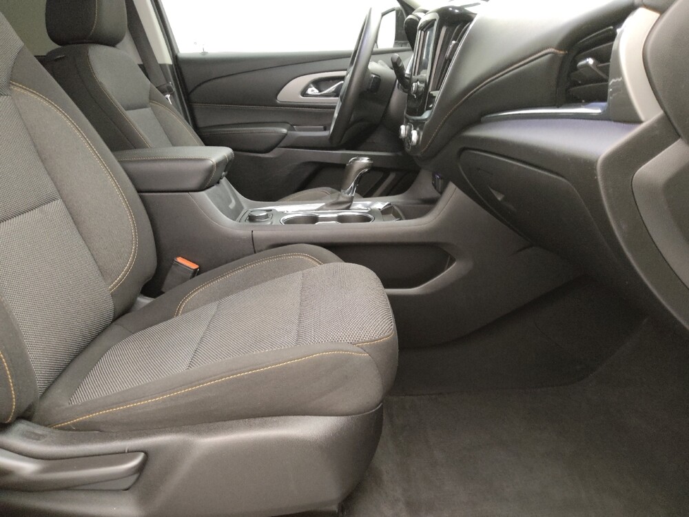 2020 Chevrolet Traverse in Gladstone, MO 64118 - 18128320 21