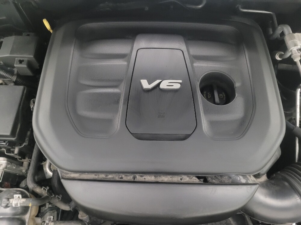 2018 Jeep Grand Cherokee in Mishawaka, IN 46545 - 18128322 30