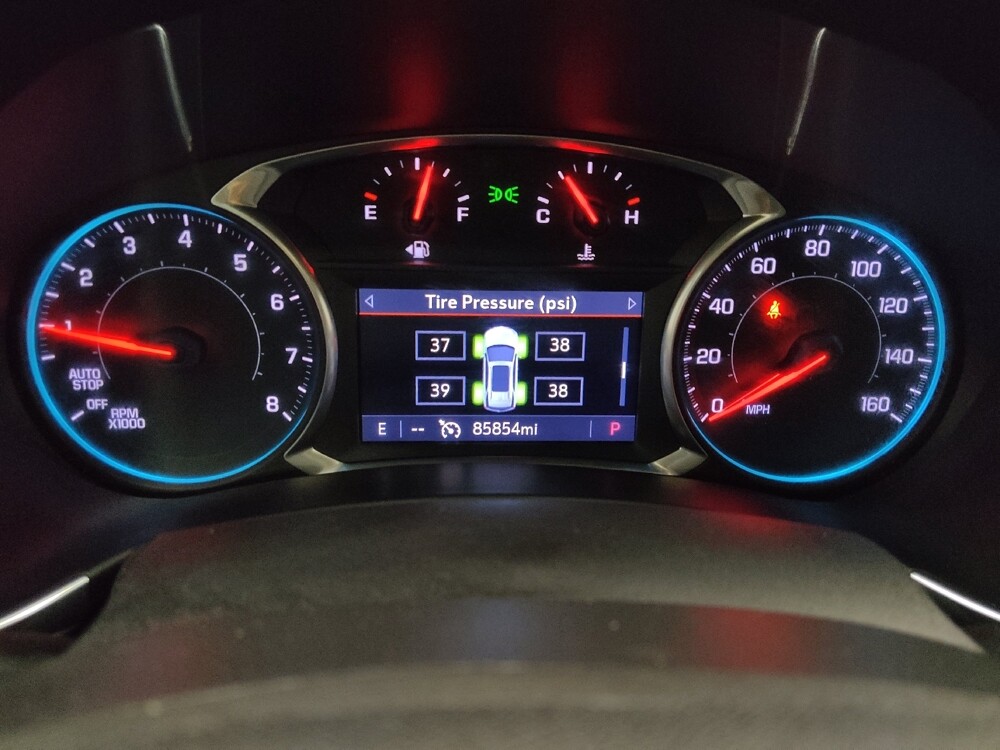 2019 Chevrolet Equinox in Mishawaka, IN 46545 - 18128324 23