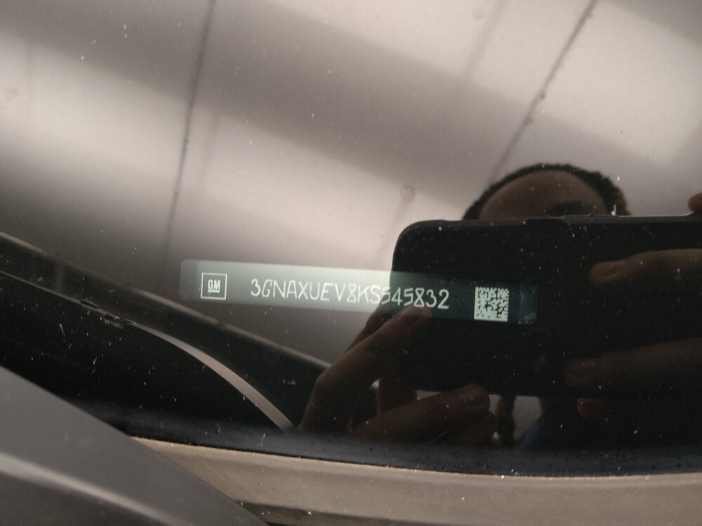 2019 Chevrolet Equinox in Mishawaka, IN 46545 - 18128324 33