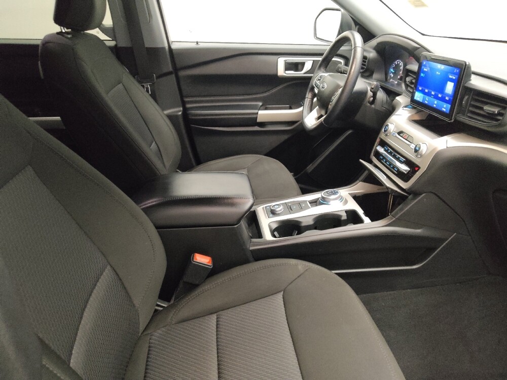 2022 Ford Explorer in Mishawaka, IN 46545 - 18128325 21