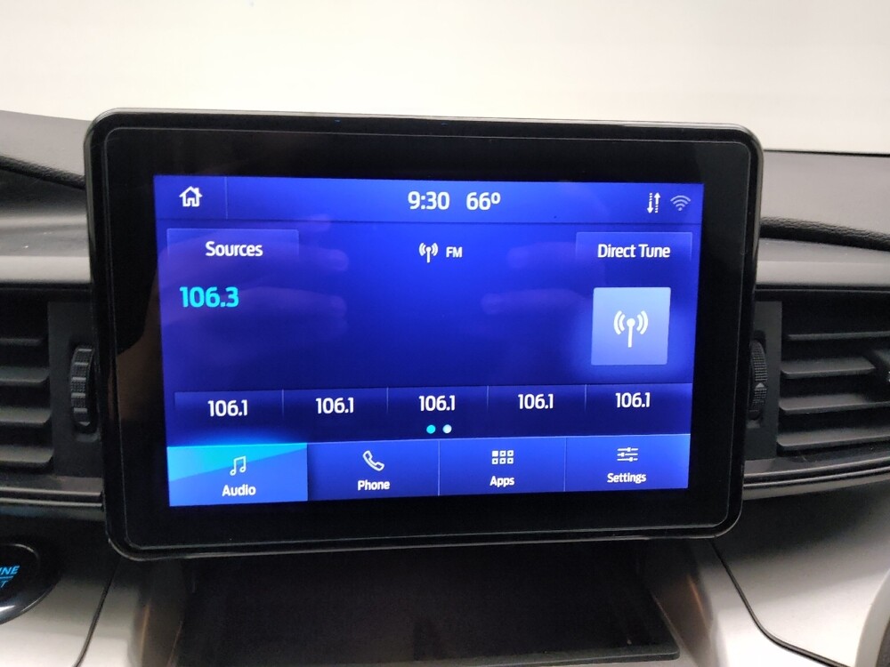 2022 Ford Explorer in Mishawaka, IN 46545 - 18128325 25