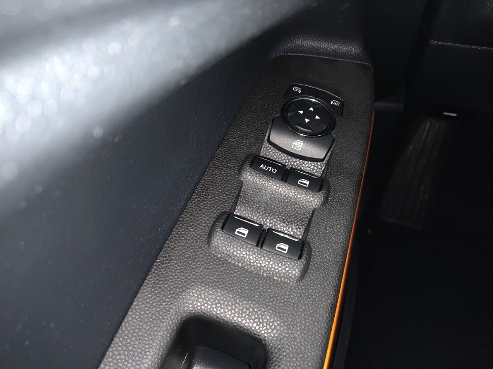 2018 Ford EcoSport in Mishawaka, IN 46545 - 18128326 27