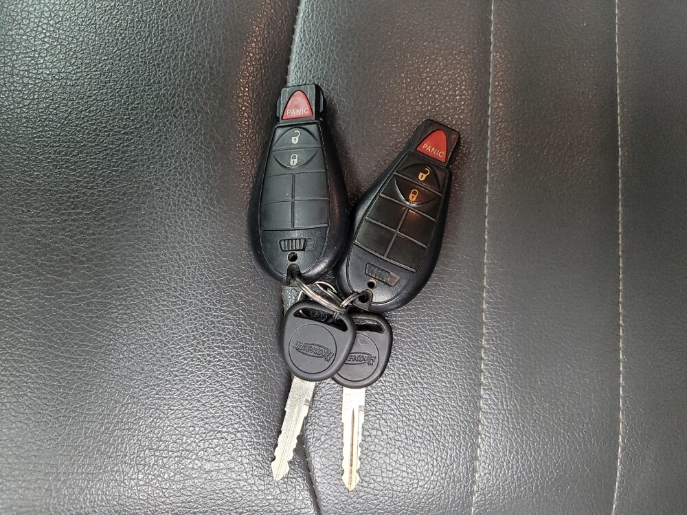 2019 RAM 1500 in Grand Rapids, MI 49508 - 18128333 32