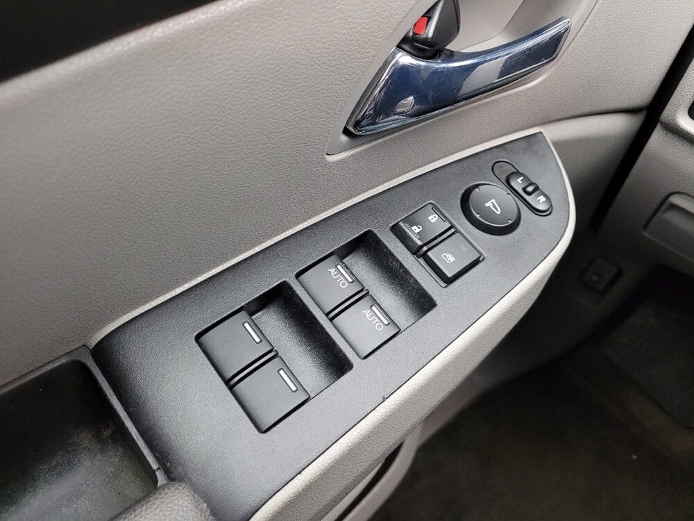 2016 Honda Odyssey in Grand Rapids, MI 49508 - 18128334 27