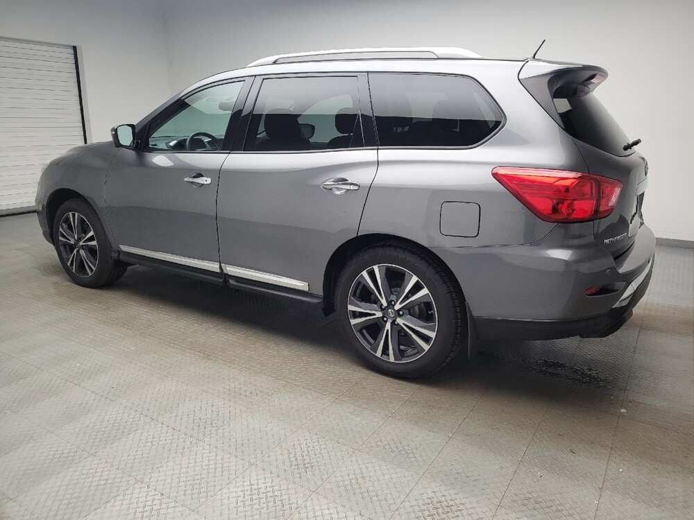 2018 Nissan Pathfinder in Taylor, MI 48180 - 18128335 3