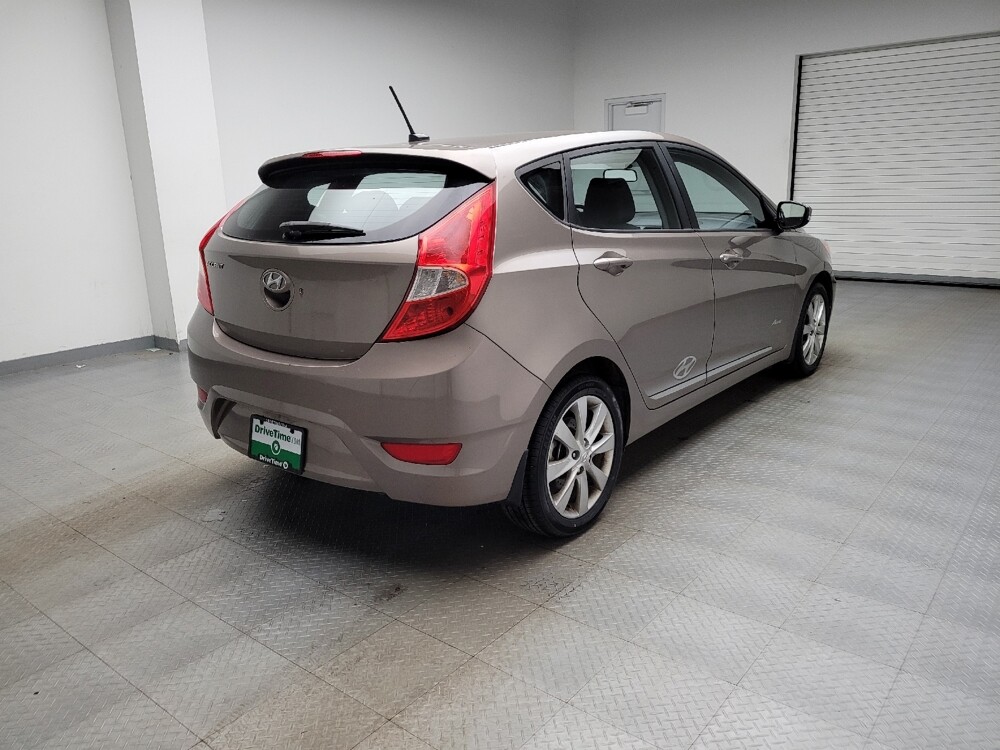 2014 Hyundai Accent in Taylor, MI 48180 - 18128337 9