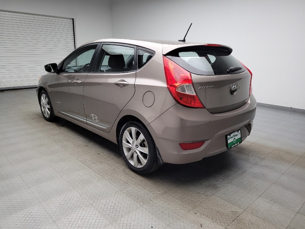 2014 Hyundai Accent in Taylor, MI 48180 - 18128337 5