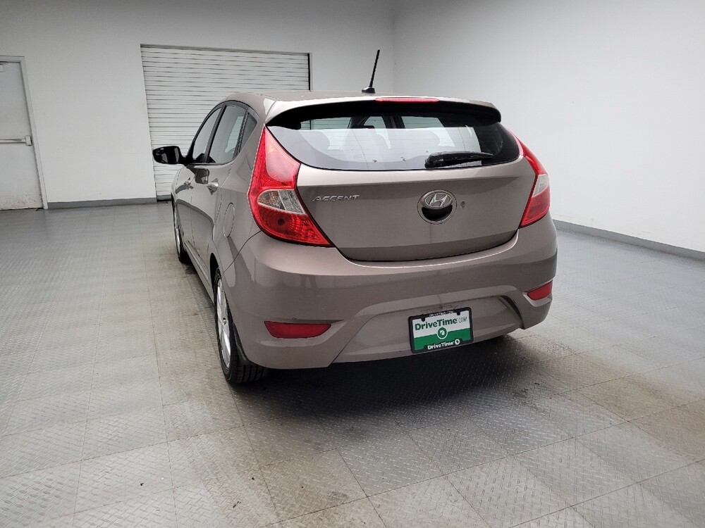 2014 Hyundai Accent in Taylor, MI 48180 - 18128337 6