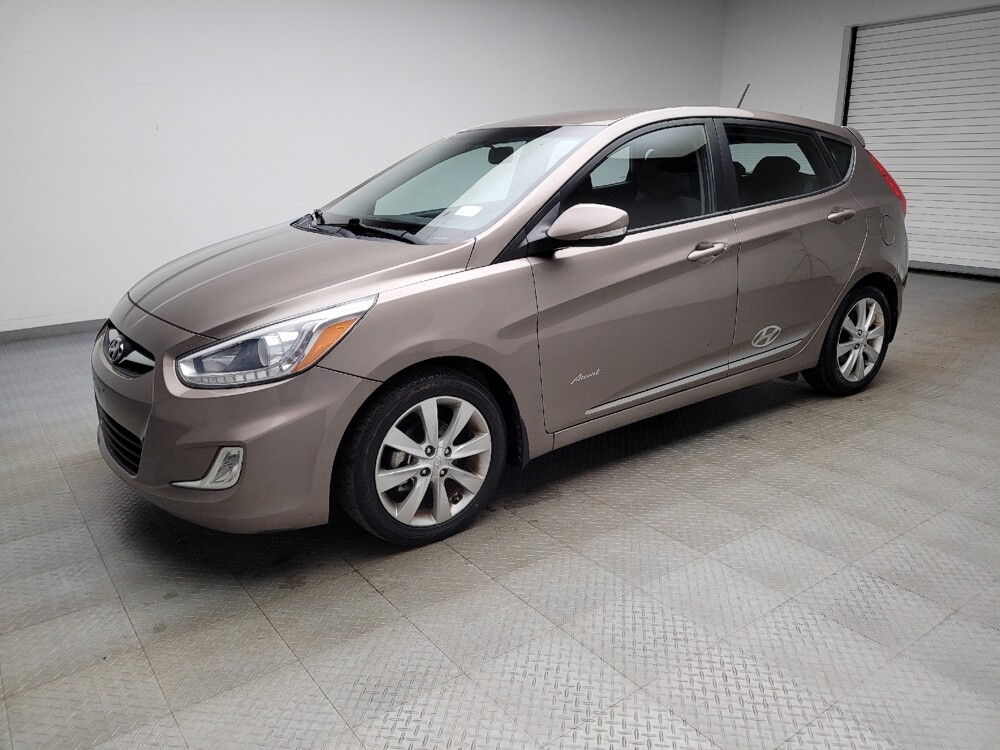 2014 Hyundai Accent in Taylor, MI 48180 - 18128337 2