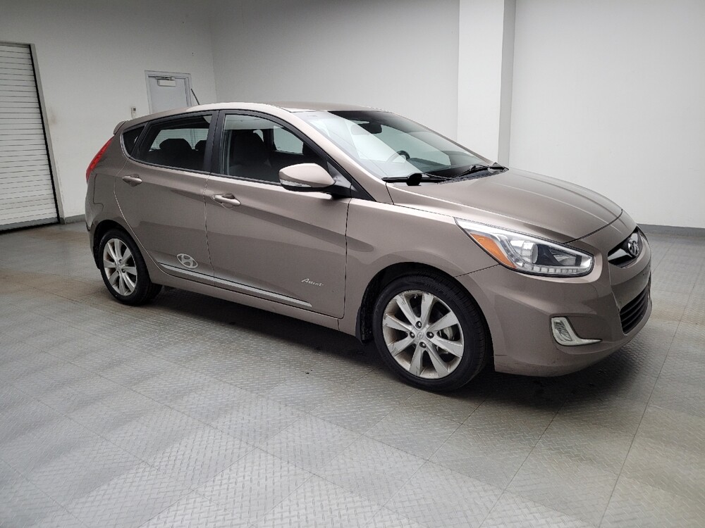 2014 Hyundai Accent in Taylor, MI 48180 - 18128337 11