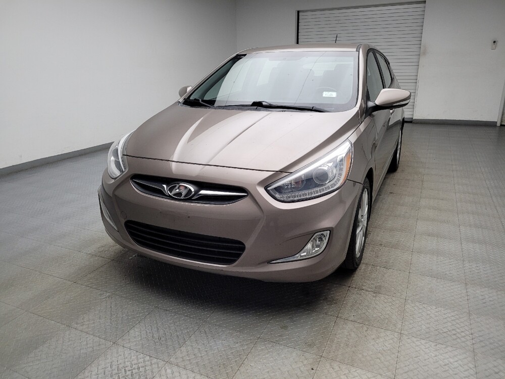 2014 Hyundai Accent in Taylor, MI 48180 - 18128337 15