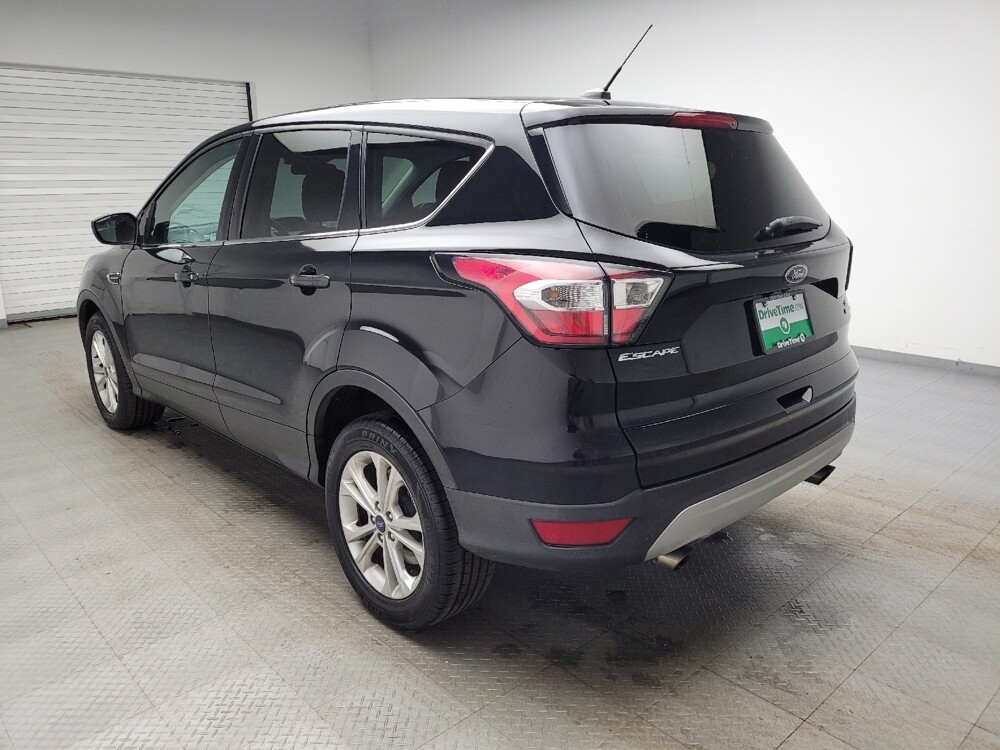 2017 Ford Escape in Taylor, MI 48180 - 18128338 5