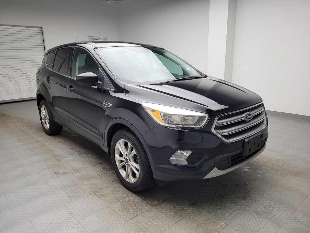 2017 Ford Escape in Taylor, MI 48180 - 18128338 13
