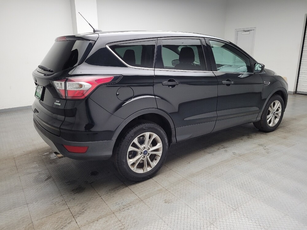 2017 Ford Escape in Taylor, MI 48180 - 18128338 10
