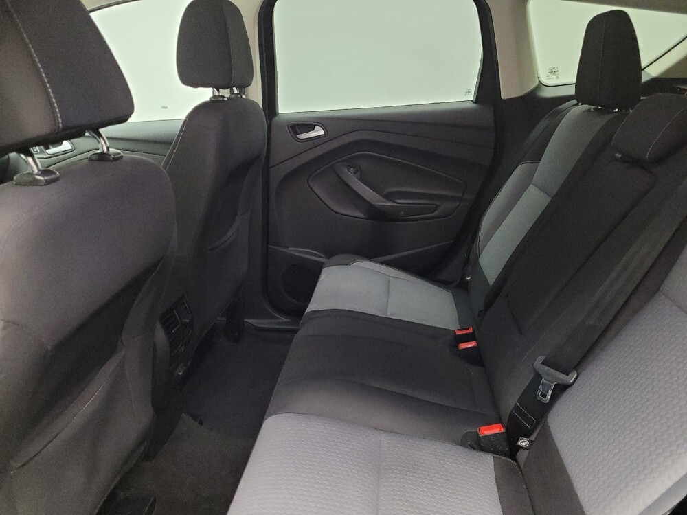 2017 Ford Escape in Taylor, MI 48180 - 18128338 18