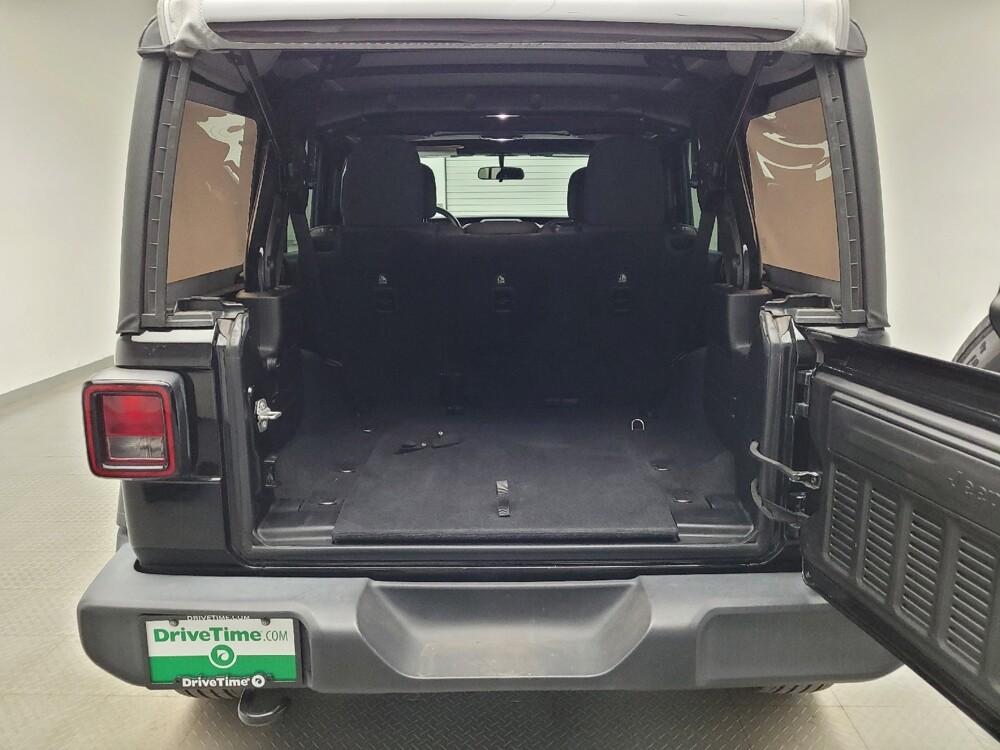 2018 Jeep Wrangler in Taylor, MI 48180 - 18128341 29