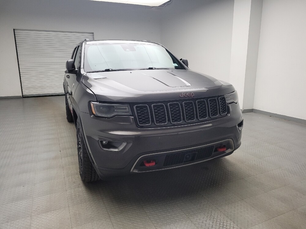 2017 Jeep Grand Cherokee in Grand Rapids, MI 49508 - 18128342 14