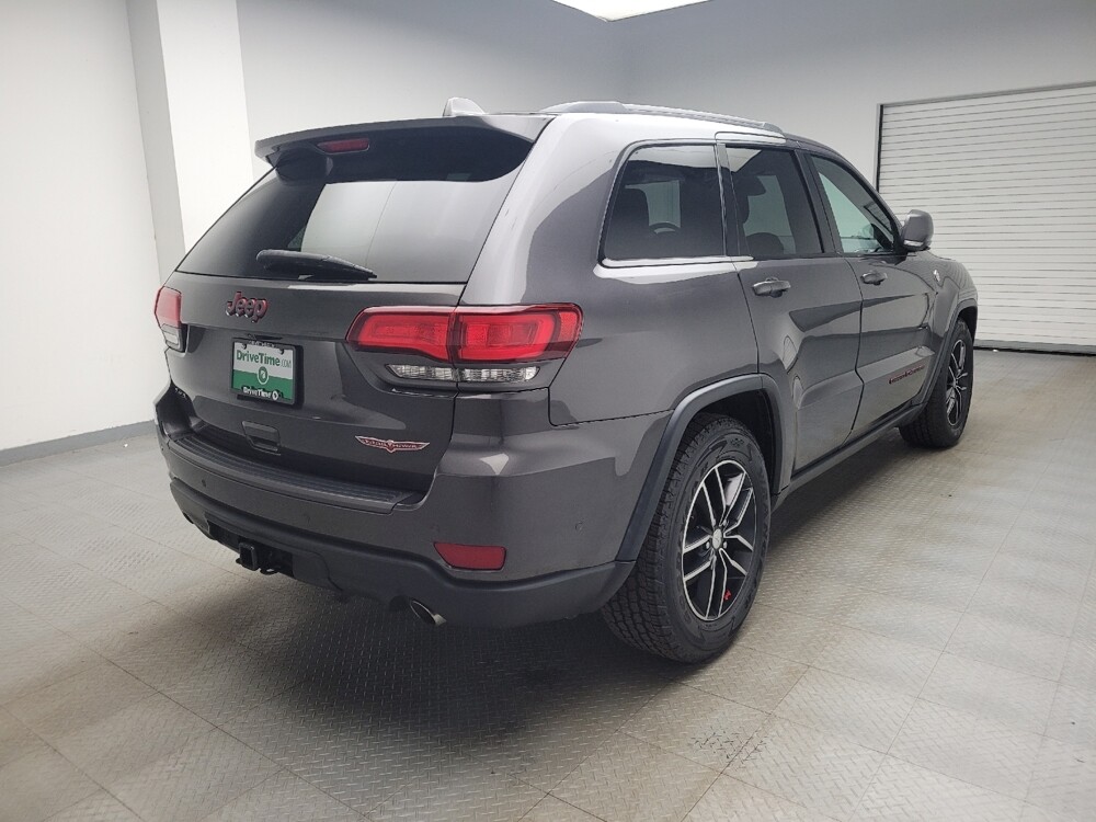 2017 Jeep Grand Cherokee in Grand Rapids, MI 49508 - 18128342 9