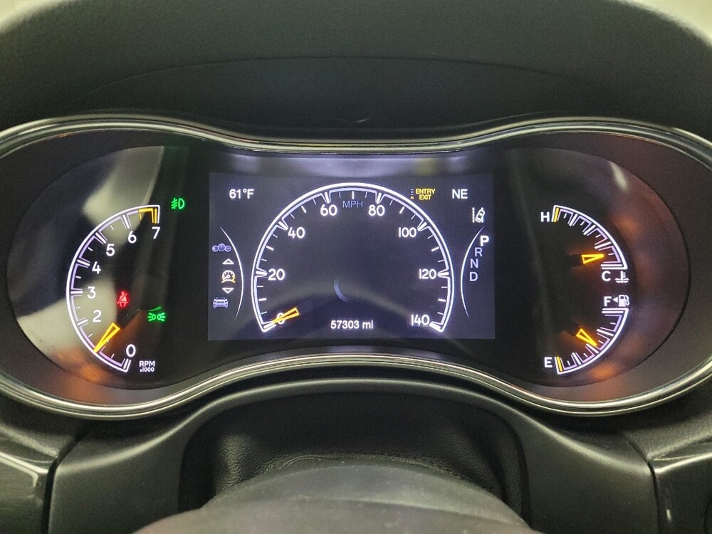 2017 Jeep Grand Cherokee in Grand Rapids, MI 49508 - 18128342 23