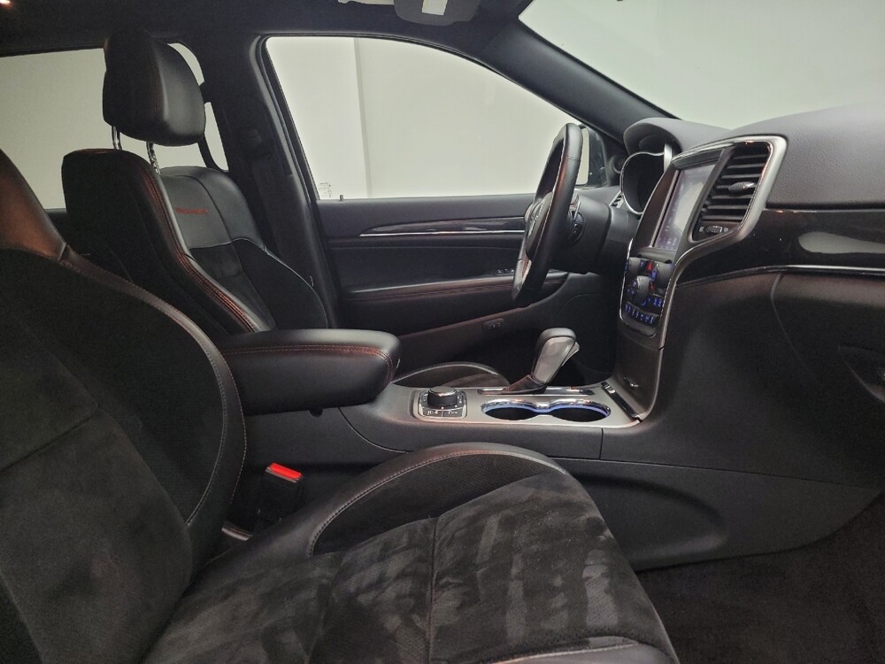 2017 Jeep Grand Cherokee in Grand Rapids, MI 49508 - 18128342 21