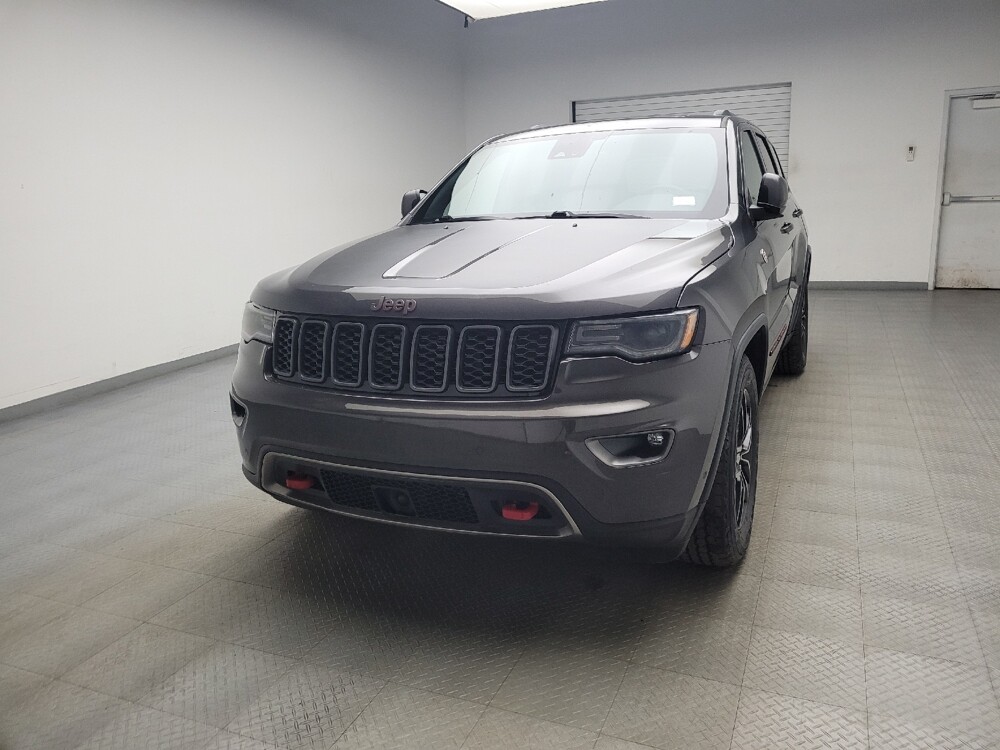 2017 Jeep Grand Cherokee in Grand Rapids, MI 49508 - 18128342 15