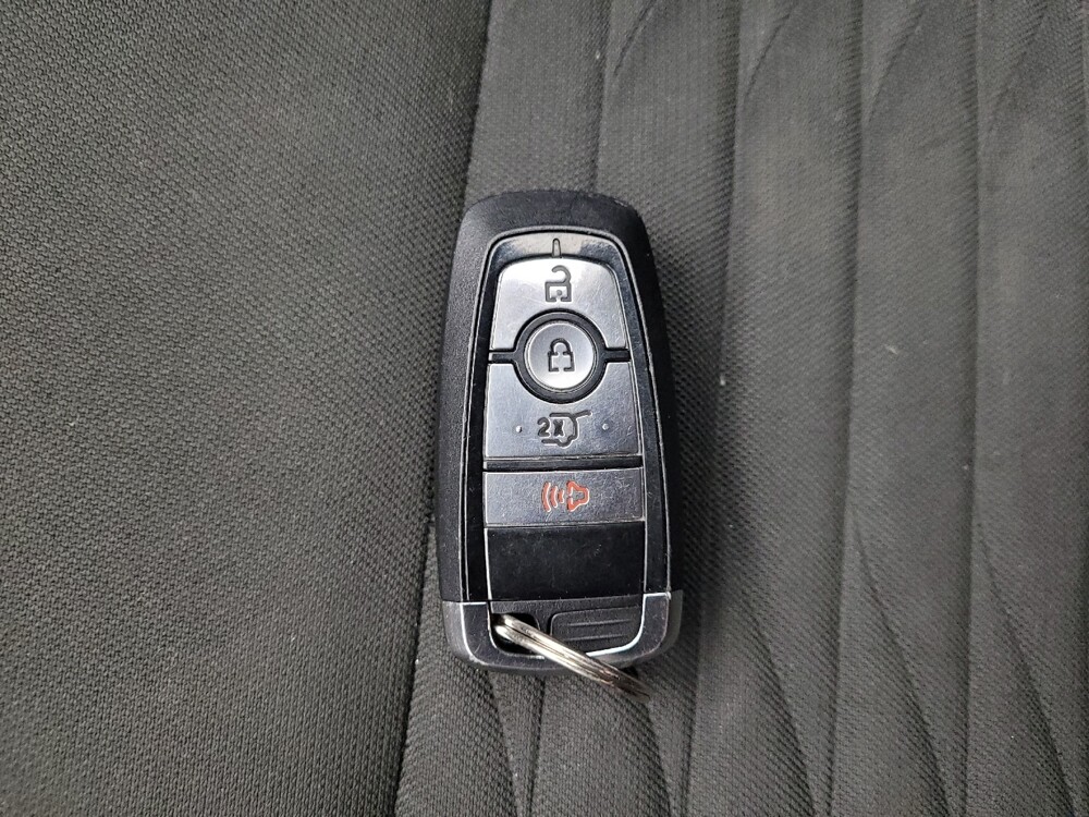 2021 Ford Explorer in Taylor, MI 48180 - 18128343 32