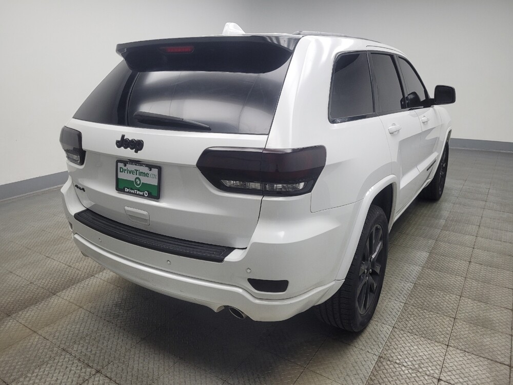 2018 Jeep Grand Cherokee in Highland, IN 46322 - 18128345 9