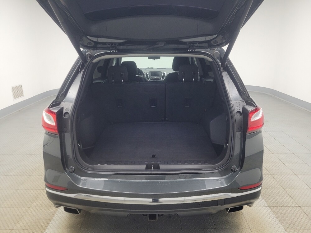 2020 Chevrolet Equinox in Indianapolis, IN 46219 - 18128346 29