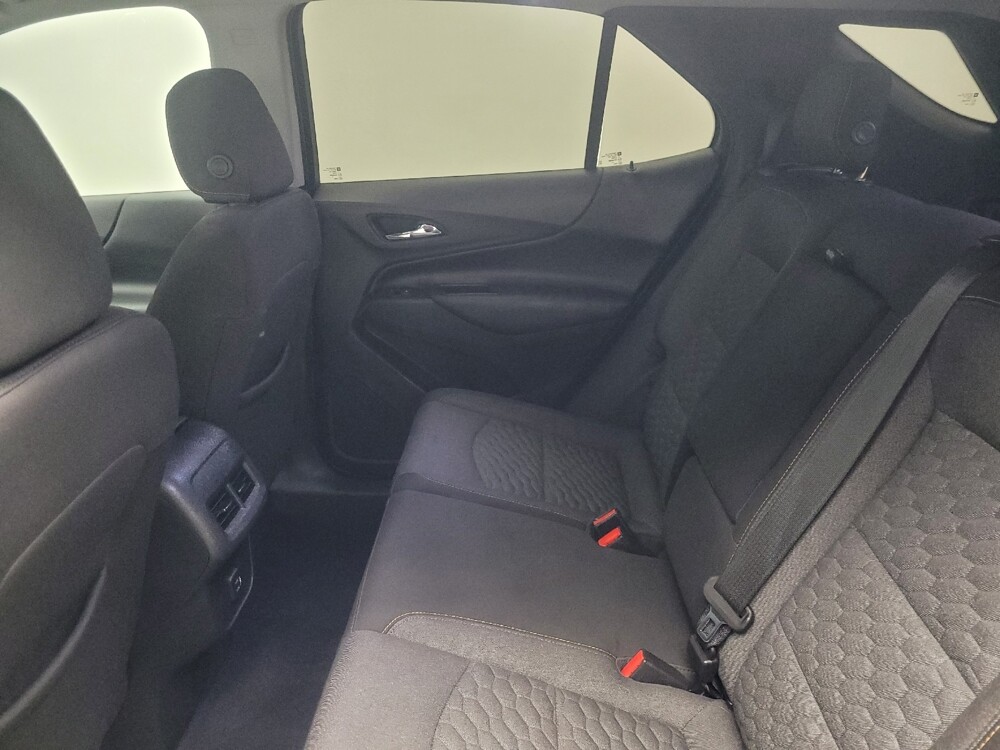 2020 Chevrolet Equinox in Indianapolis, IN 46219 - 18128346 18