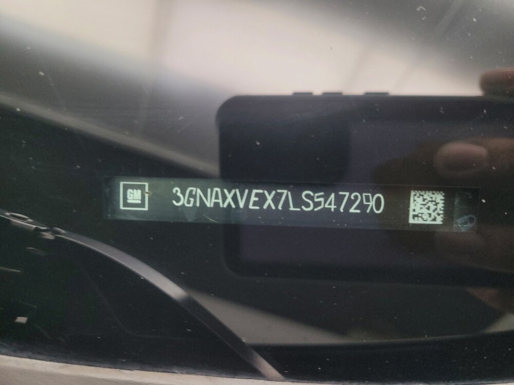 2020 Chevrolet Equinox in Indianapolis, IN 46219 - 18128346 33